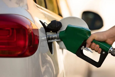 Gasolina Magna se mantiene por debajo de los 24 pesos por litro: Sheinbaum