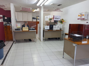 Registran baja afluencia en trámites de pasaportes en Nuevo Laredo; llaman a evitar gestores y fraudes