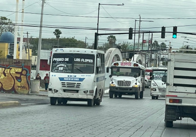 Detectan irregularidades en unidades de transporte público; 10 siguen sin cumplir