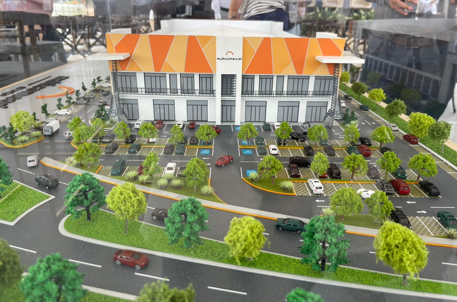 Arranca construcción de Multicomercial Reynosa