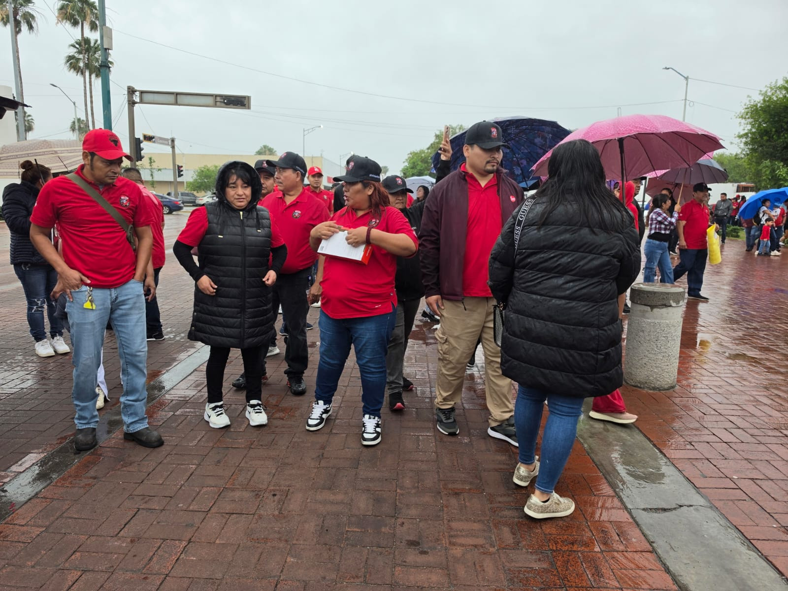 Sindicato SNITIS de Rheem, se manifiesta en Nuevo Laredo este 1 de mayo