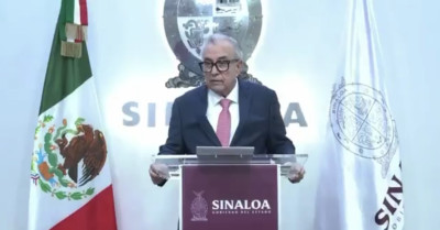 Rubén Rocha Moya pide licencia como gobernador de Sinaloa de manera temporal