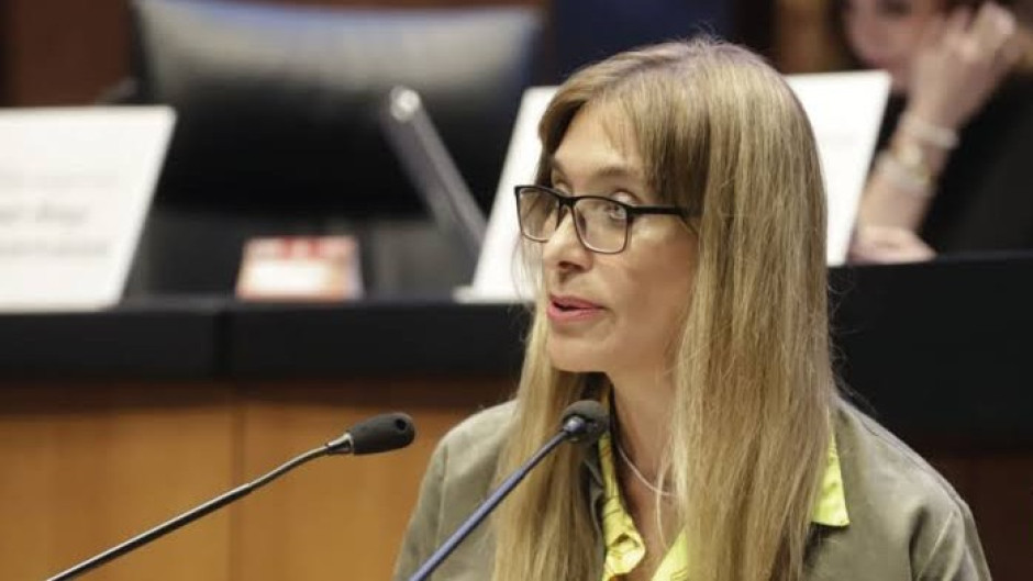 Senadora Maki Ortiz respalda derechos de artistas intérpretes y ejecutantes