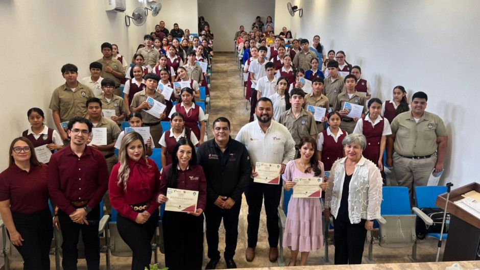Logran estudiantes de la zona ribereña certificación internacional de inglés