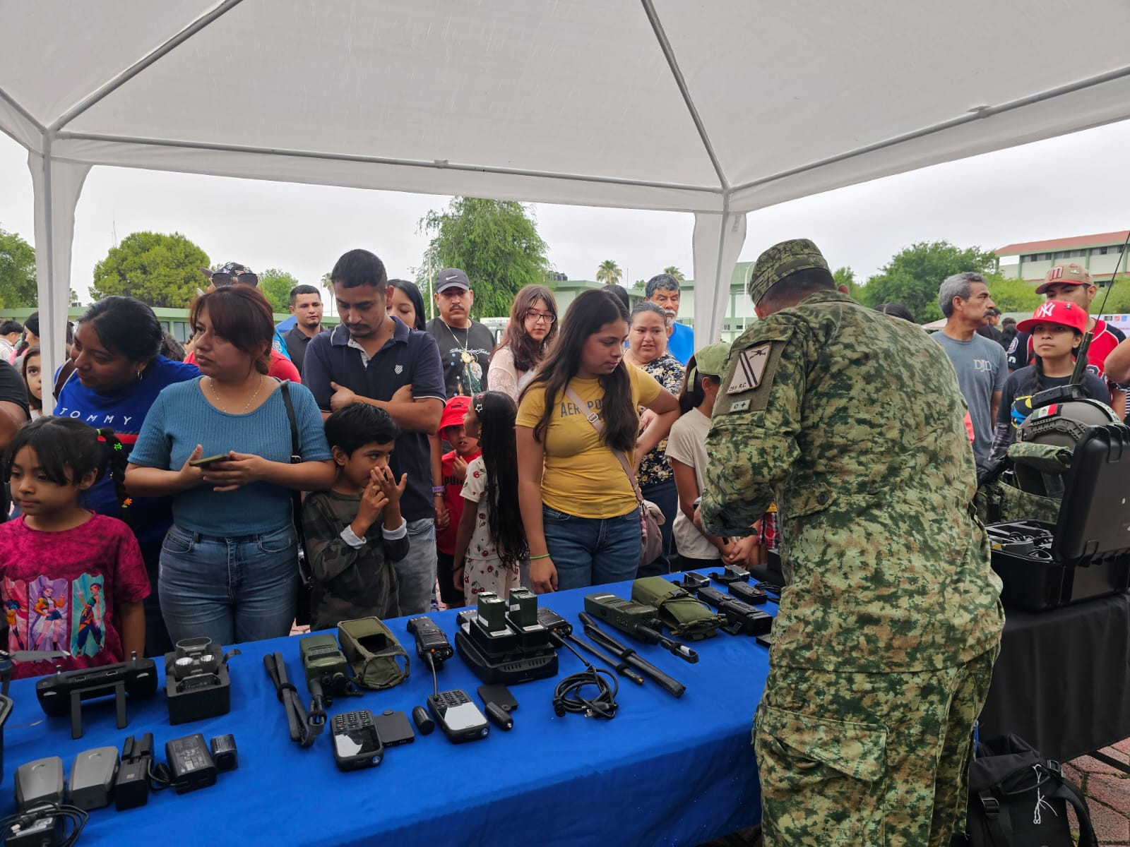 Disfrutan miles del Paseo Dominical en el 29.° Regimiento de Caballería Motorizada