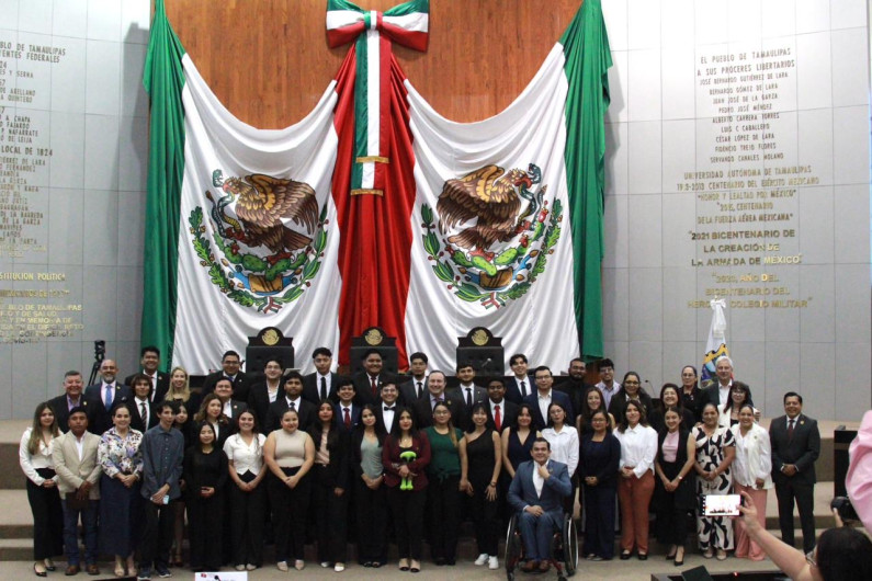 Jóvenes de Tamaulipas debaten iniciativas en Congreso de la Juventud