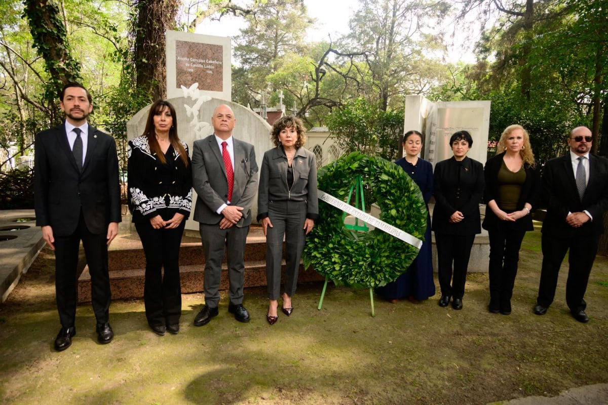 Brinda Gobierno de Tamaulipas homenaje a Amalia González Caballero en la CDMX