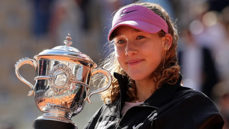 Mirra Andreeva conquista Roland Garros y levanta su primer título de Grand Slam