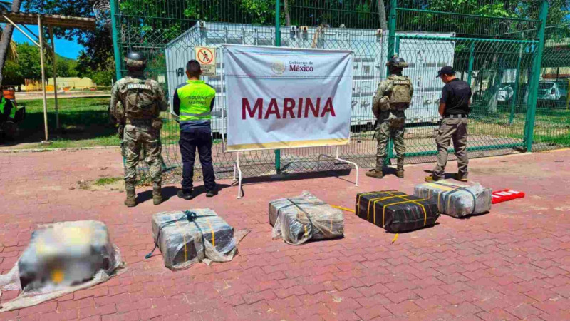 Decomisan 270 kilos de cocaína en buque portacontenedores en el puerto de Manzanillo