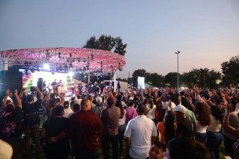 Reúne gobierno de Carmen Lilia Canturosas a cientos de familias en festejo del día del padre