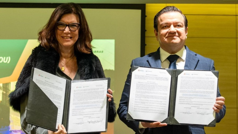 Petrobras firma acuerdo con Pemex para explorar el Golfo y elevar producción