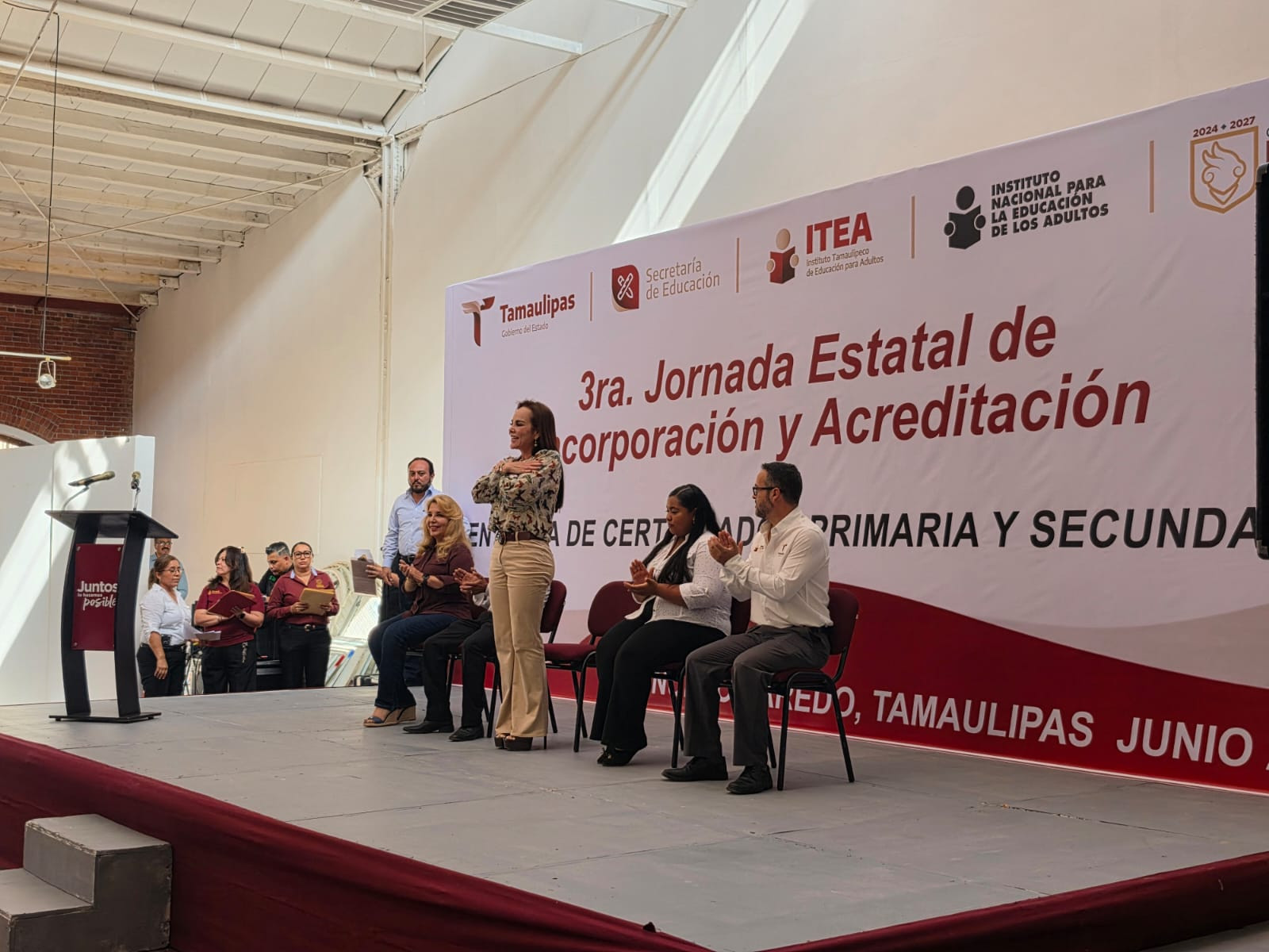 Entrega ITEA certificados de educación básica