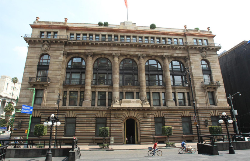 Banxico mantiene tasa de interés en 6.50% para contener la inflación