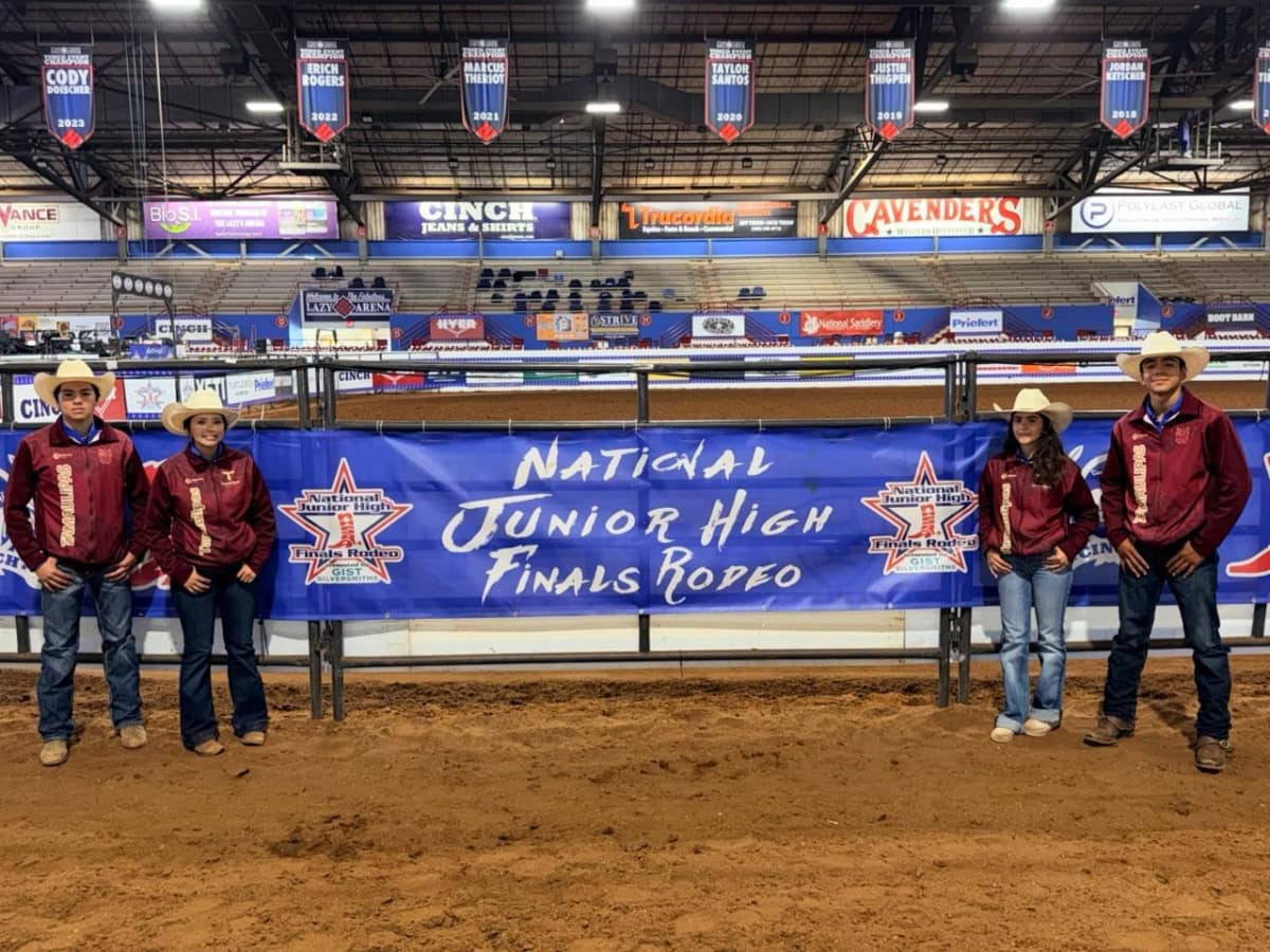 Jóvenes tamaulipecos destacan en el Mundial Juvenil de Rodeo en EU