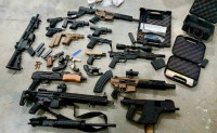 EU decomisa 138 armas que serían traficadas a México