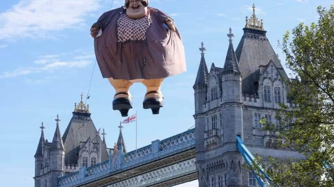 ¡Increíble! Warner Bros coloca figura gigante en Londres por aniversario de Harry Potter