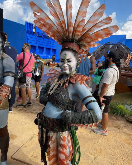 Mabel Cadena rompe récord bajo el agua para Black Panther 2