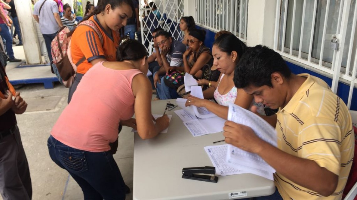 Educación es respaldada con becas y ampliación de infraestructura