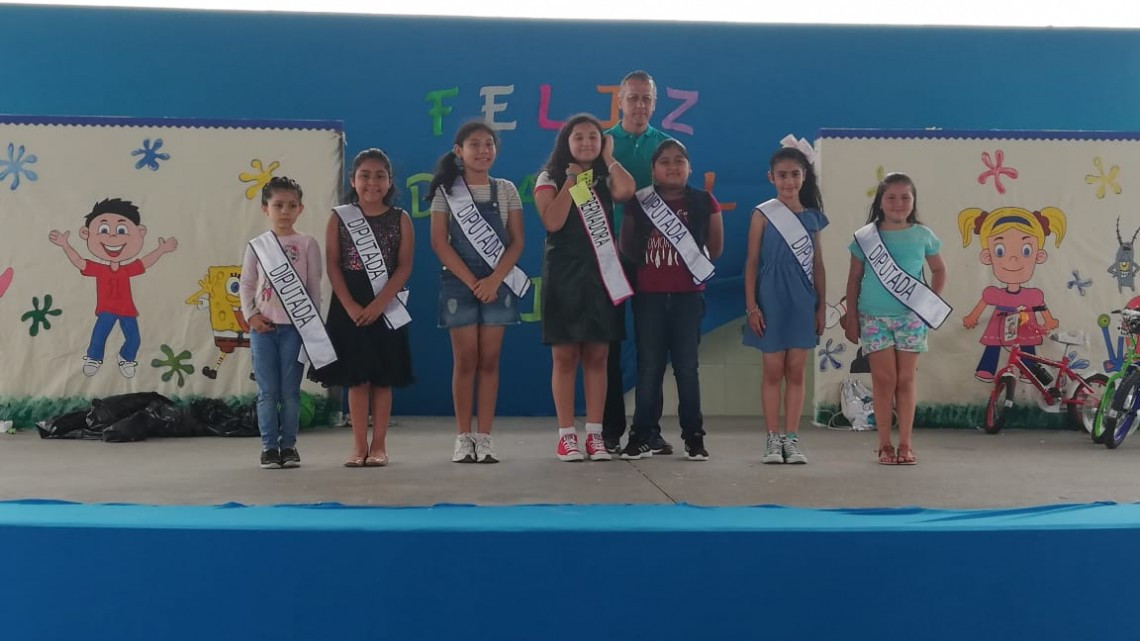 Festejan Día del Niño