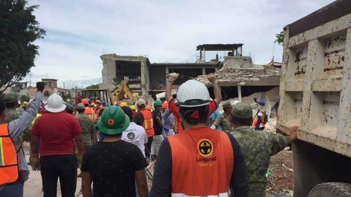 Voluntarios de Tamaulipas se unen en apoyo de damnificadas en Jojutla