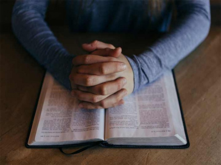 Por “agradar a Dios”, sacrifica a su hija de 4 años
