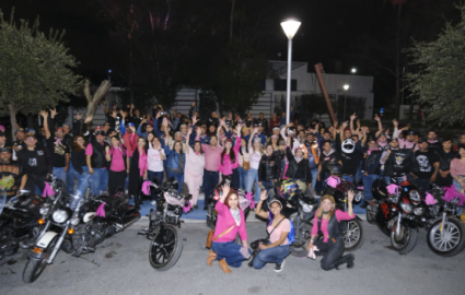 Se unen Bikers en "Rodada Rosa" para compartir el mensaje de concientización sobre el cáncer de mama 