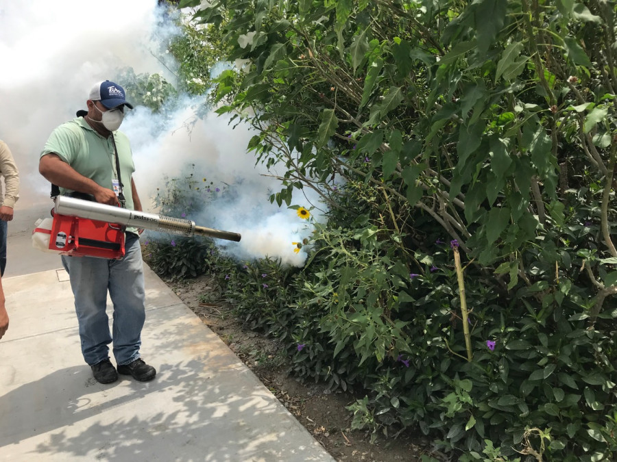 Avanza limpieza en colonias afectadas por lluvias