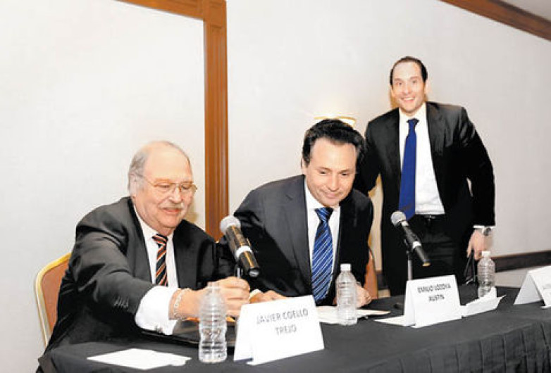 Demanda Lozoya a Santiago Nieto