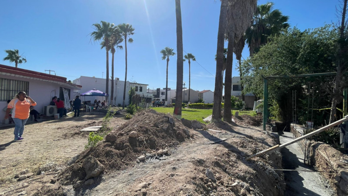 Por fin inicio construcción de barda del CAM