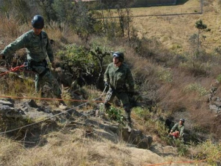Localizan cuerpos de soldados desaparecidos por alud 