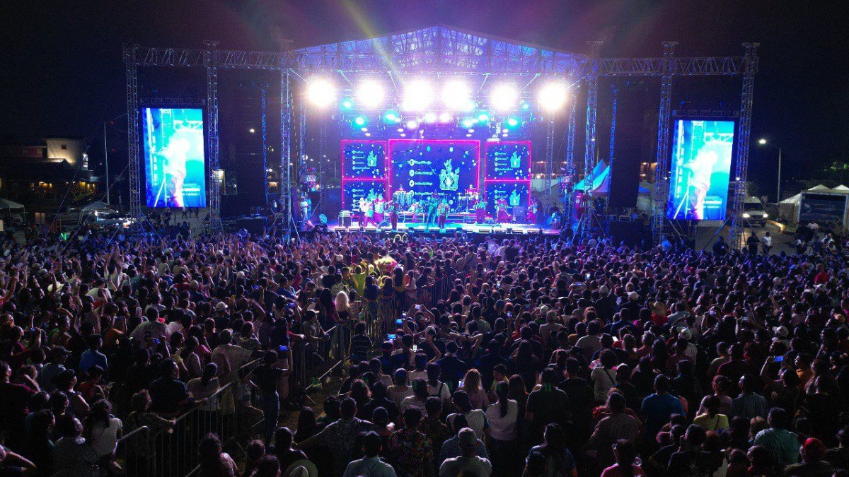 Viven más de 40 mil ciudadanos festejo por el 175 aniversario de Nuevo Laredo 