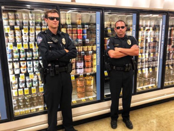 Designan guardias para proteger helados en supermercados en Texas 
