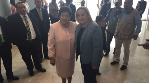 Rinde Magdalena Peraza Guerra su primer informe de gobierno 