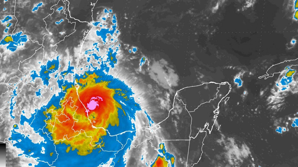 Espera Veracruz ingreso de 'Franklin' en cuestión de minutos