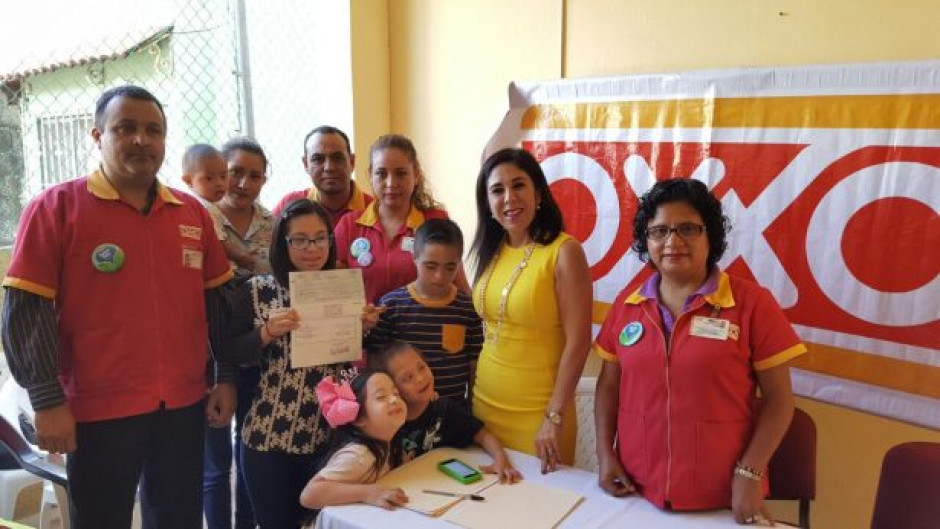 Proyecto Down recibe donación