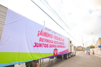 Recibieron familias veracruzanas apoyo del Alcalde Carlos Peña Ortiz y de los reynosenses