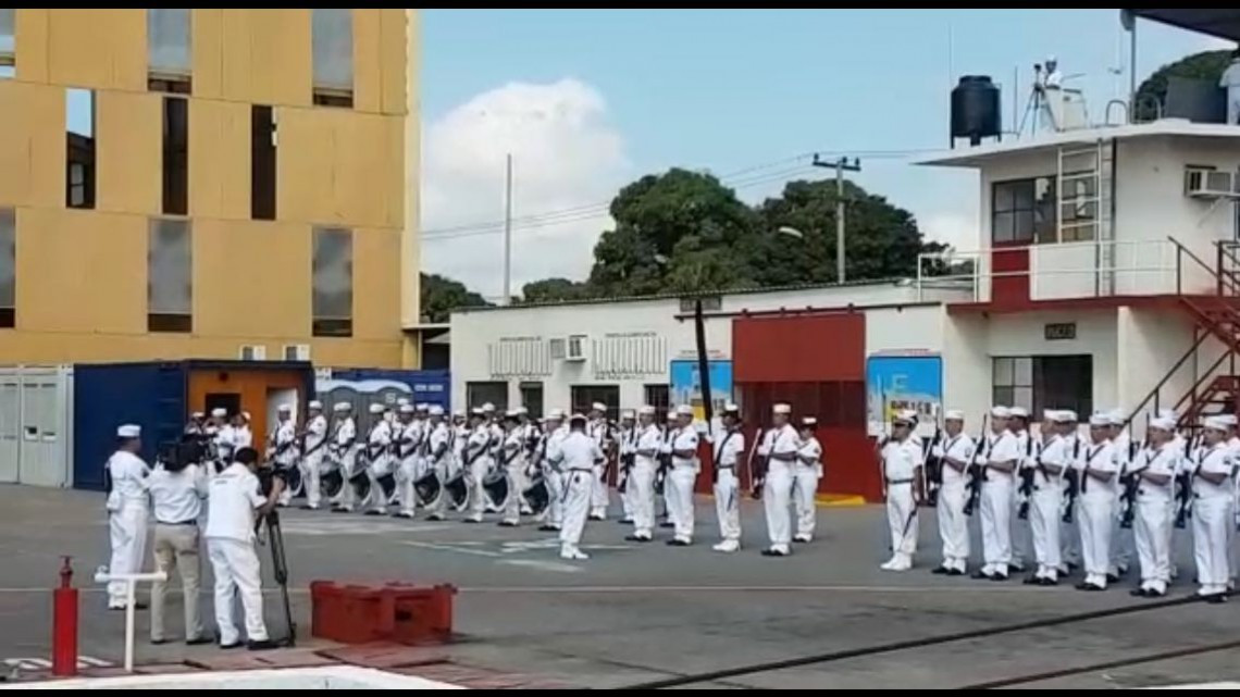 Armada realiza botadura de buque patrulla en Tampico