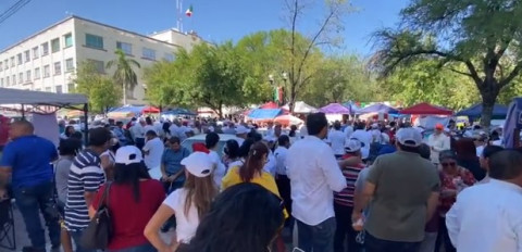 Miles de docentes llegan a Victoria, asegura gobierno respetarán su derecho a manifestarse