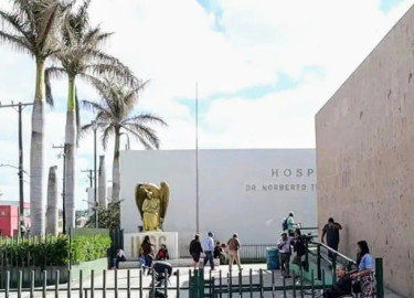 Elevador del IMSS en Matamoros se desploma desde el tercer piso