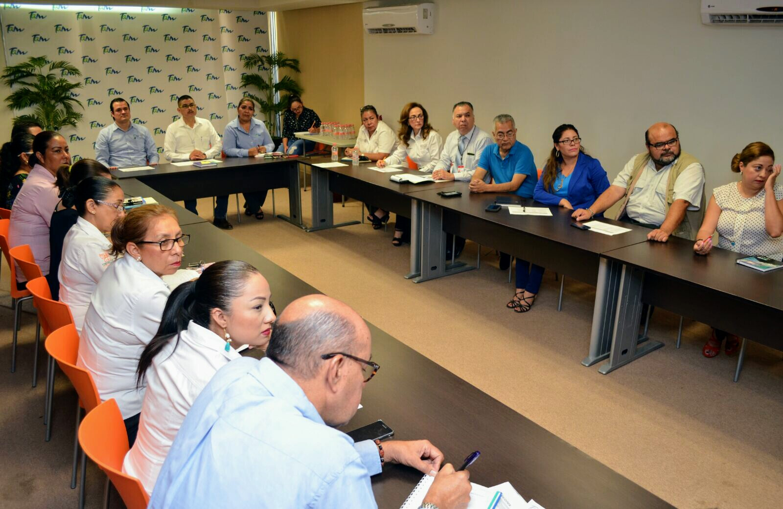 Buscan prevenir enfermedades de adultos mayores