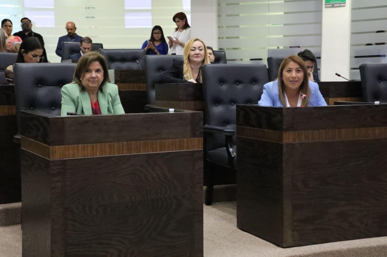 Conforman diputadas sin partido nuevo grupo parlamentario 