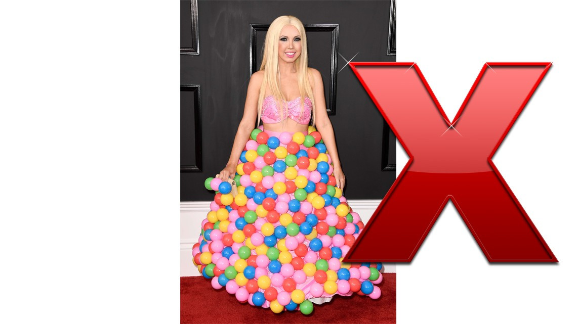 Los mejores y los peores atuendos en los Premios Grammy 2017