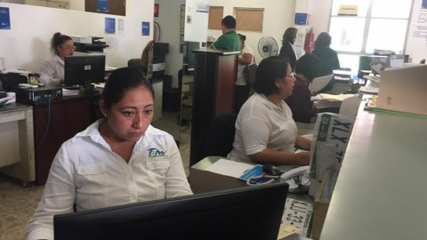 En la oficina fiscal trabajan para hacer más segura la expedición de licencias de manejo