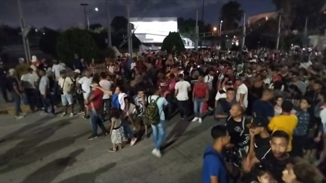 Migrantes intentan ingresar de manera ilegal a EU por puente de Matamoros