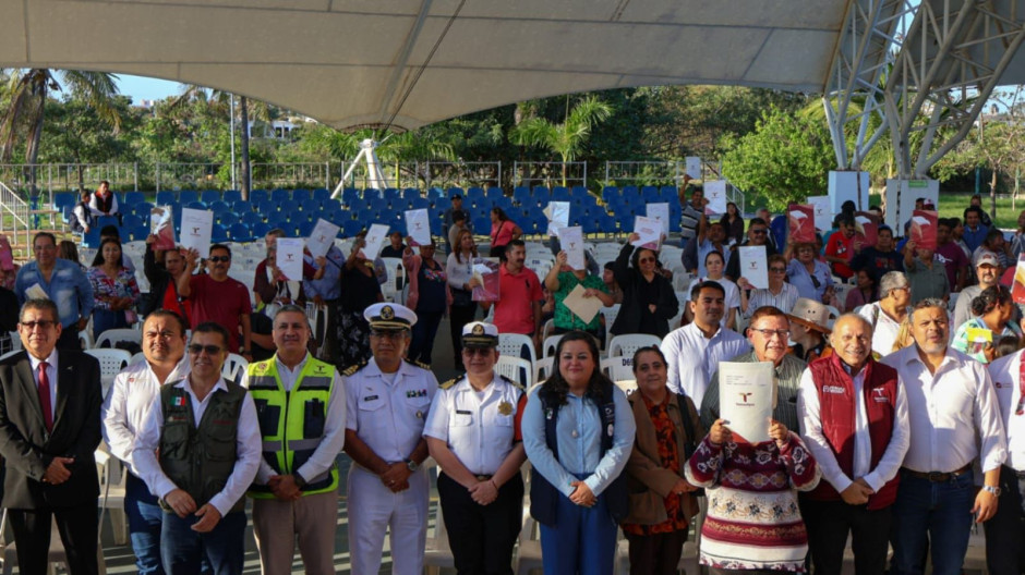 Entrega de escrituras de ITAVU, transforma vidas de familias tamaulipecas