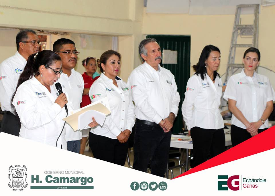 Entregan apoyos PROSPERA