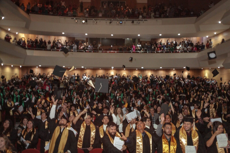 Aporta Universidad Tecnológica de Nuevo Laredo más de mil nuevos profesionistas