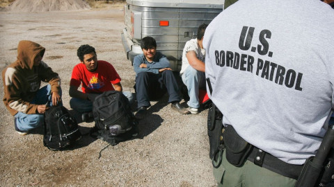 Caen en Laredo 114 migrantes en 5 horas