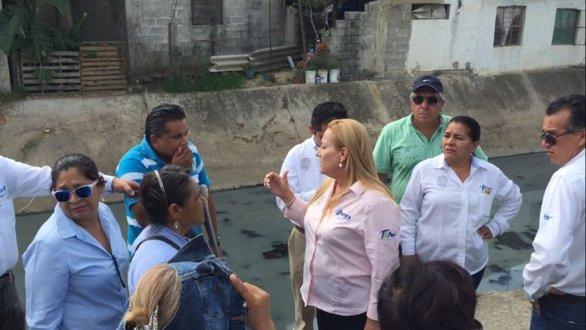 Realizan trabajos de limpieza de canales pluviales y del sistema lagunario