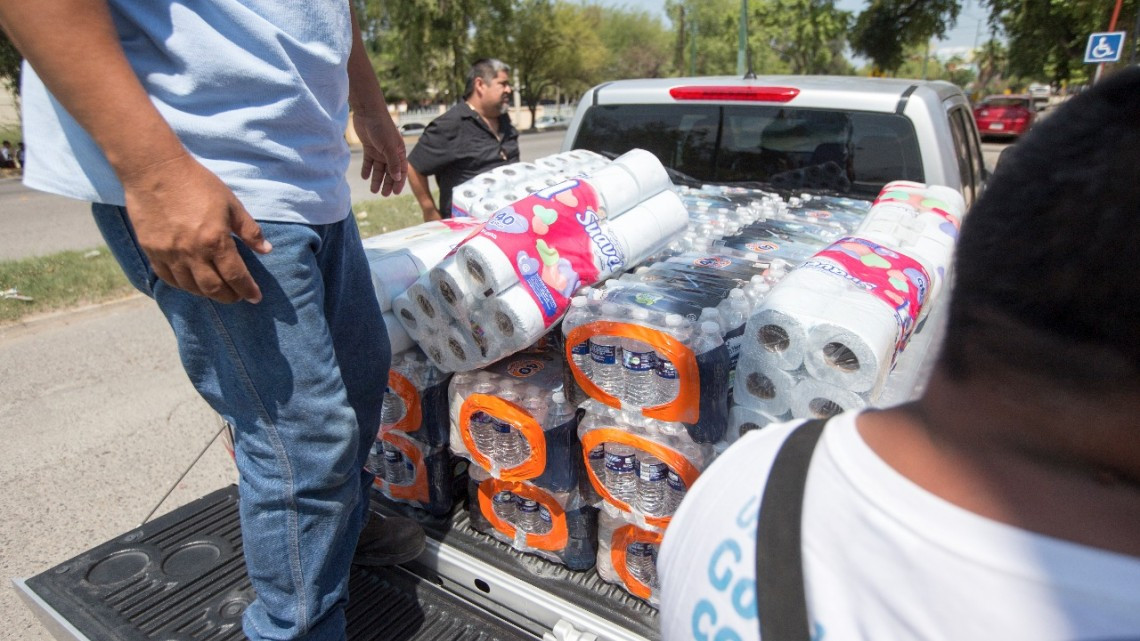 Gran participación de Tamaulipecos en centro de acopio del DIF